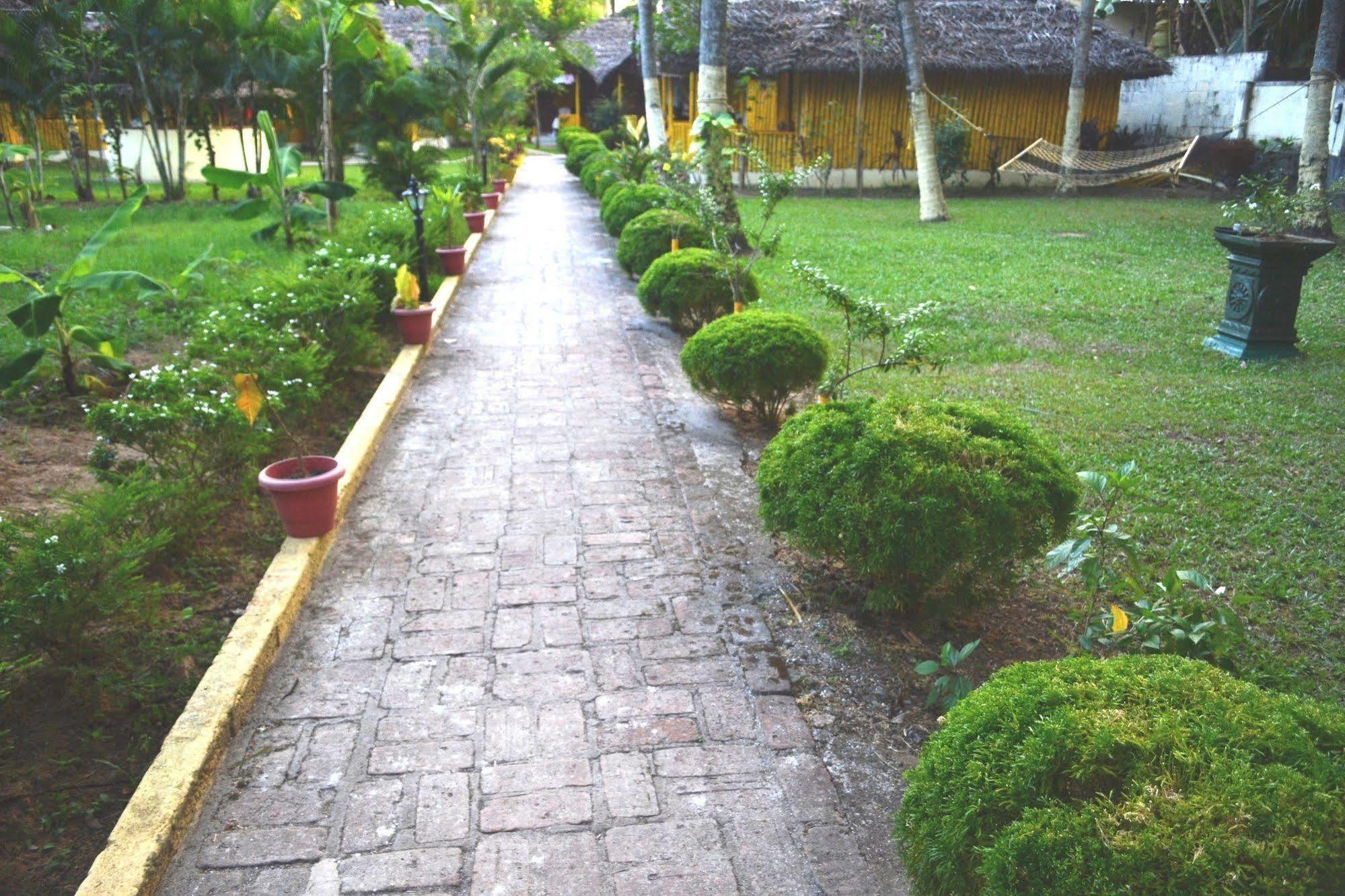 Savithri Inn Bamboo Cottages & Resorts Varkala Zewnętrze zdjęcie
