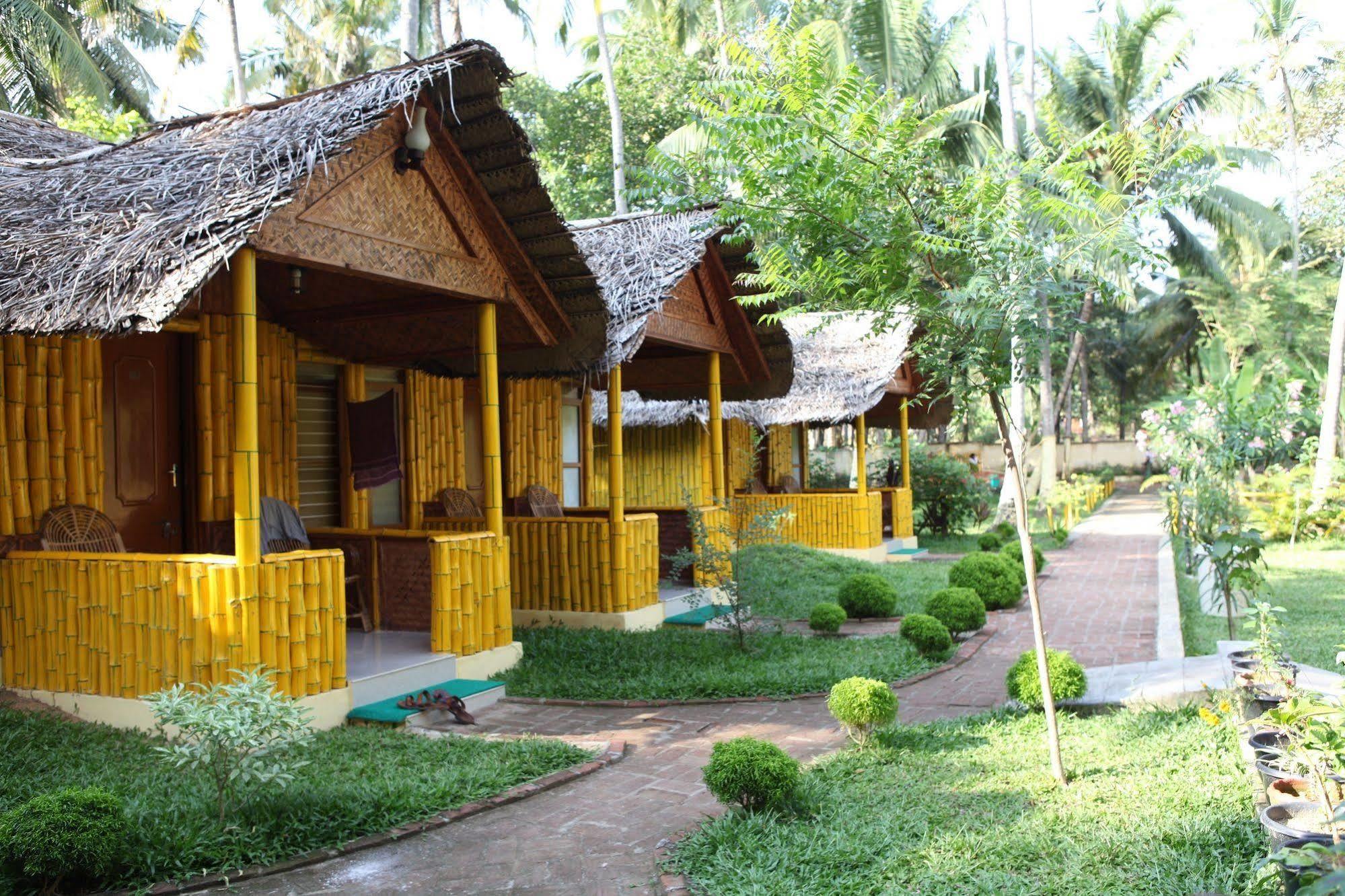 Savithri Inn Bamboo Cottages & Resorts Varkala Zewnętrze zdjęcie