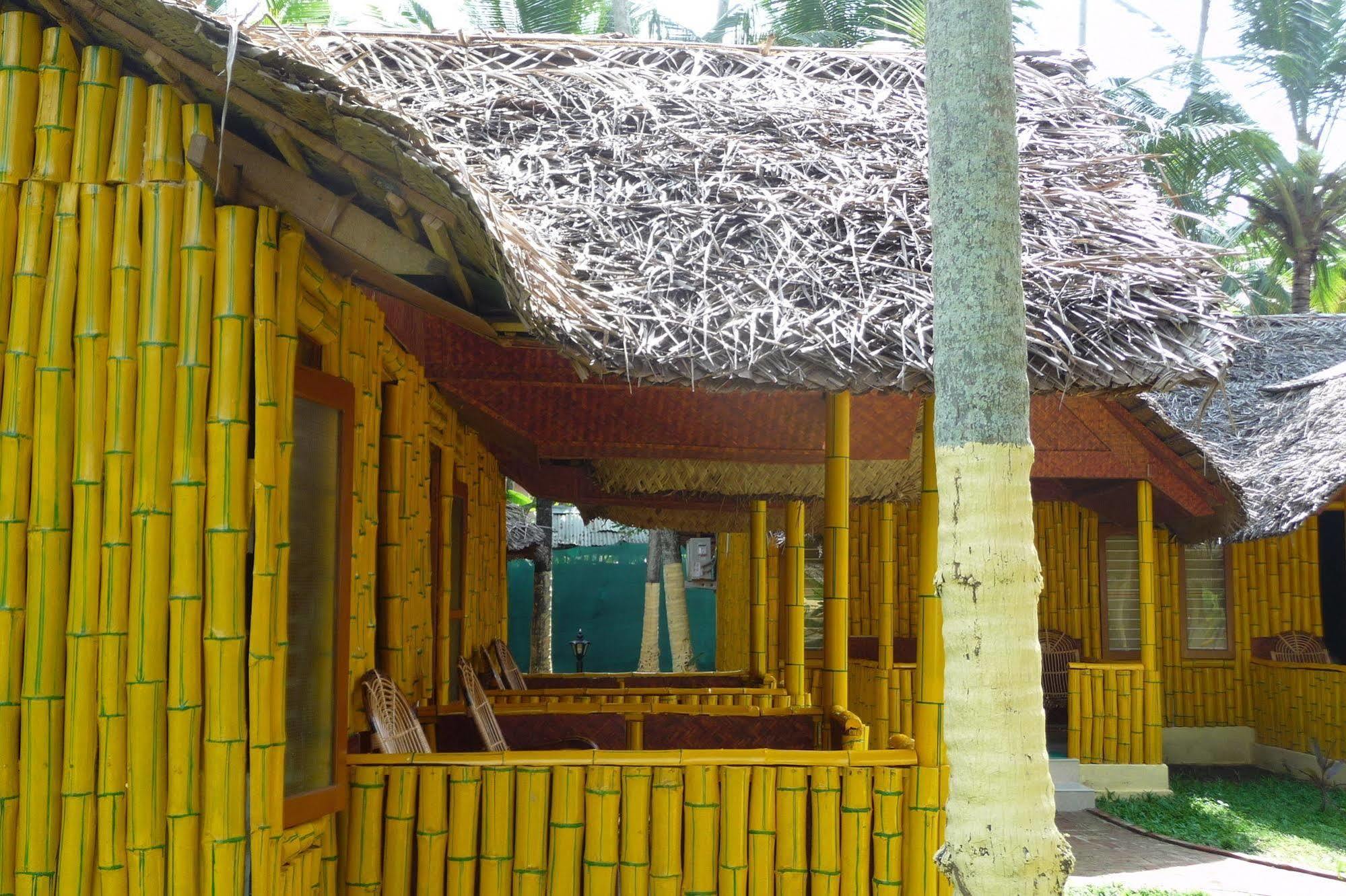 Savithri Inn Bamboo Cottages & Resorts Varkala Zewnętrze zdjęcie